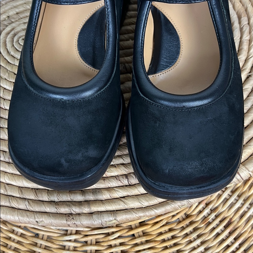 John Fluevog Unity Aimee Black Leather Chunky Heel Double 2 Strap Mary Jane Pump - Picture 8 of 13
